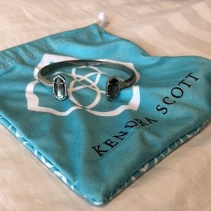 Authentic Kendra Scott Cuff w/ Pouch